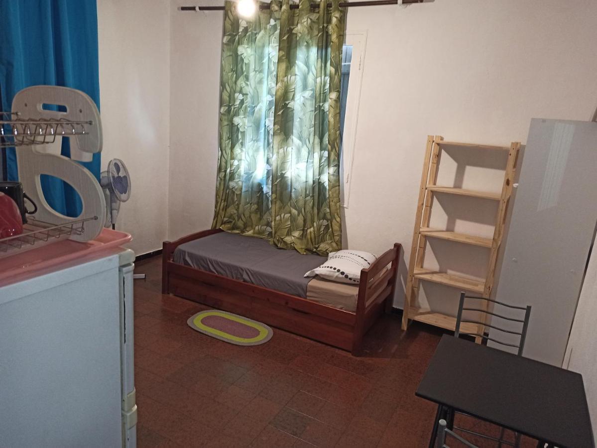 Locatriolet Apartment แซงต์-เดอนี ภายนอก รูปภาพ