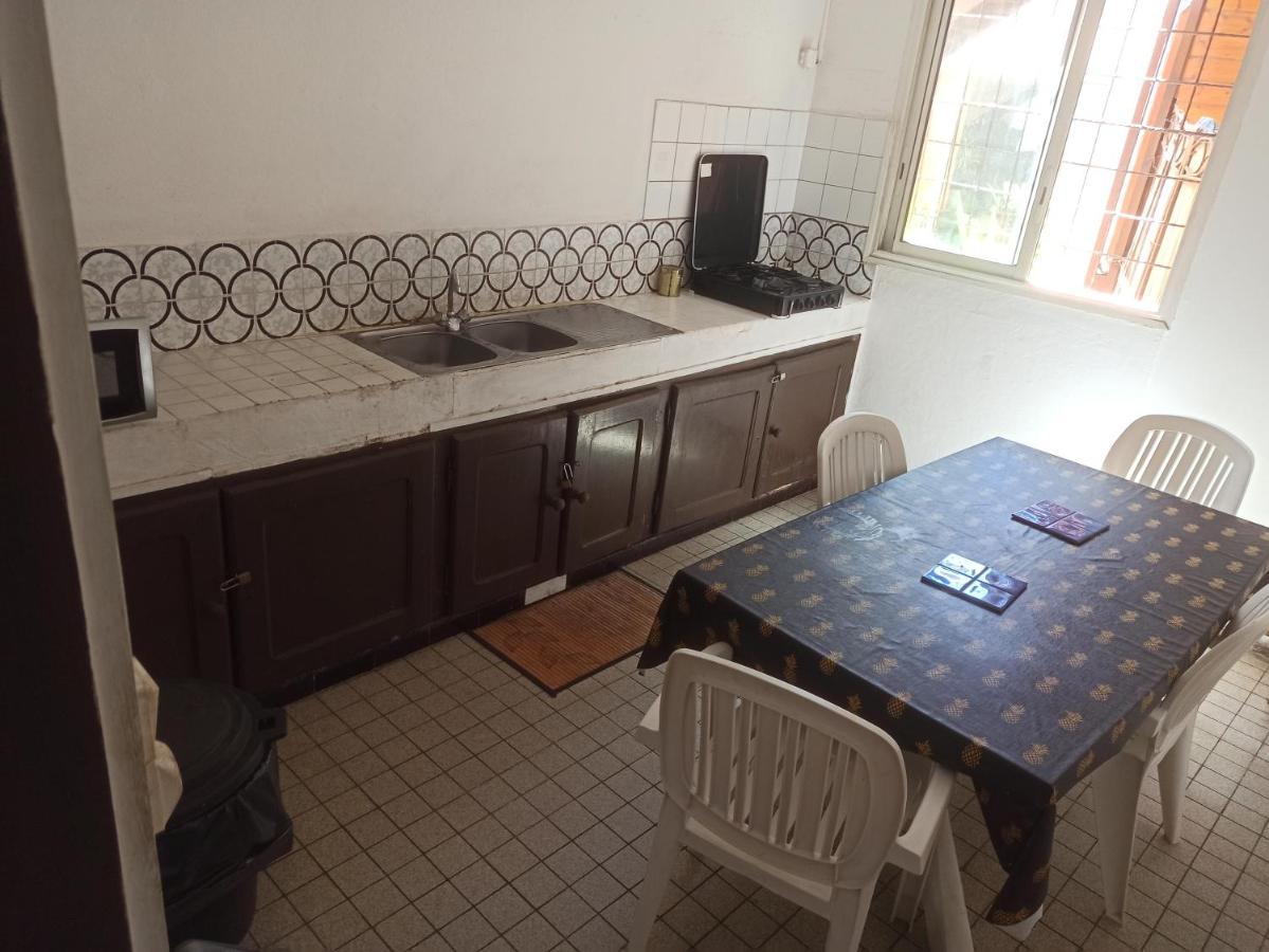 Locatriolet Apartment แซงต์-เดอนี ภายนอก รูปภาพ